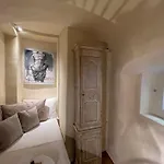 Duomo Tiny House In Center Of Florence